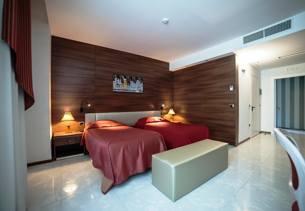 Family Center Hotel Atena Lucana Extérieur photo